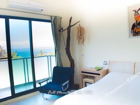 full mountain sea villa