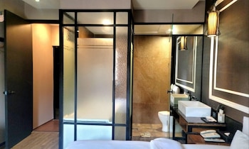 jinhae pasta hotel
