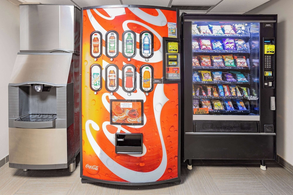 super 8 by wyndham mount laurel