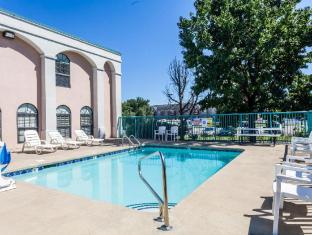 super 8 by wyndham murfreesboro