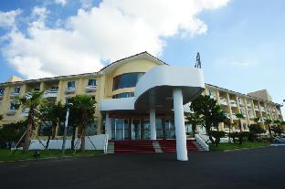 mega resort