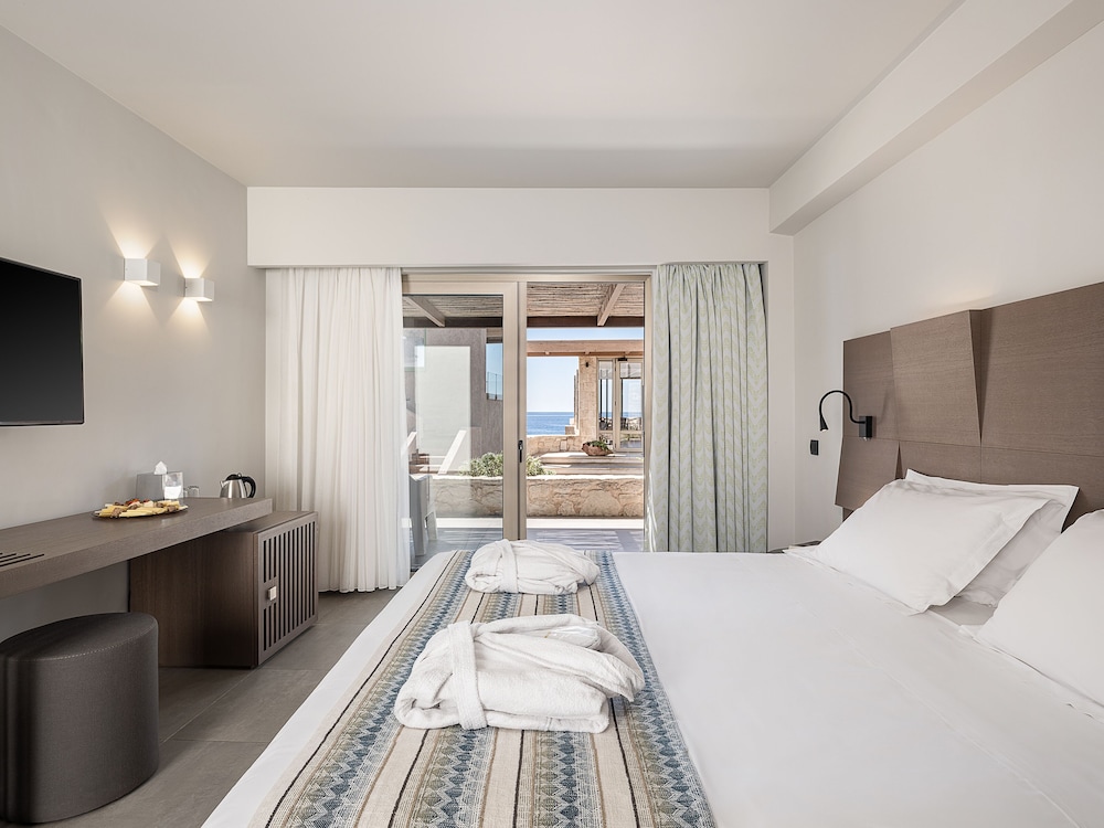 Kakkos Beach Hotel - Adults Only,Near Koutsounari Long Beach,5 star