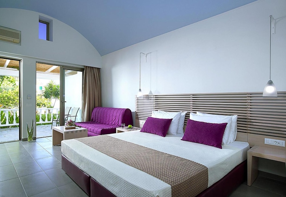 Kakkos Beach Hotel - Adults Only,Near Koutsounari Long Beach,5 star