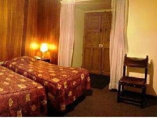 Las Mercedes Hostal Residencial,Av. La Marina 1001,3 star