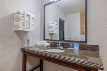 hampton inn and suites brenham