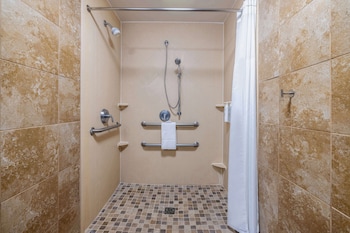 hampton inn and suites brenham