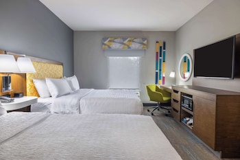 hampton inn and suites brenham