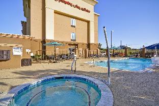 hampton inn and suites brenham