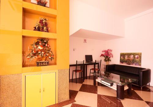 Ipoh Road Hotel,Sentul>>Kuala Lumpur,3 star