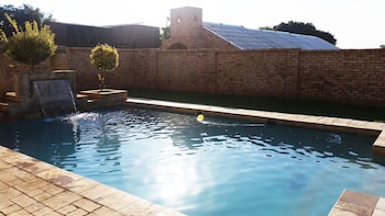Crystal Rose Lodge,Krugersdorp>>Johannesburg,3 star