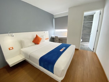 hotel star express puebla central capu