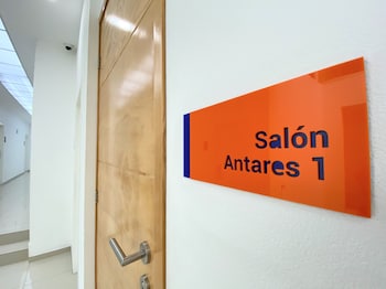 hotel star express puebla central capu