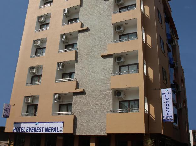 hotel everest nepal