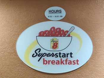 super 8 by wyndham rice lake