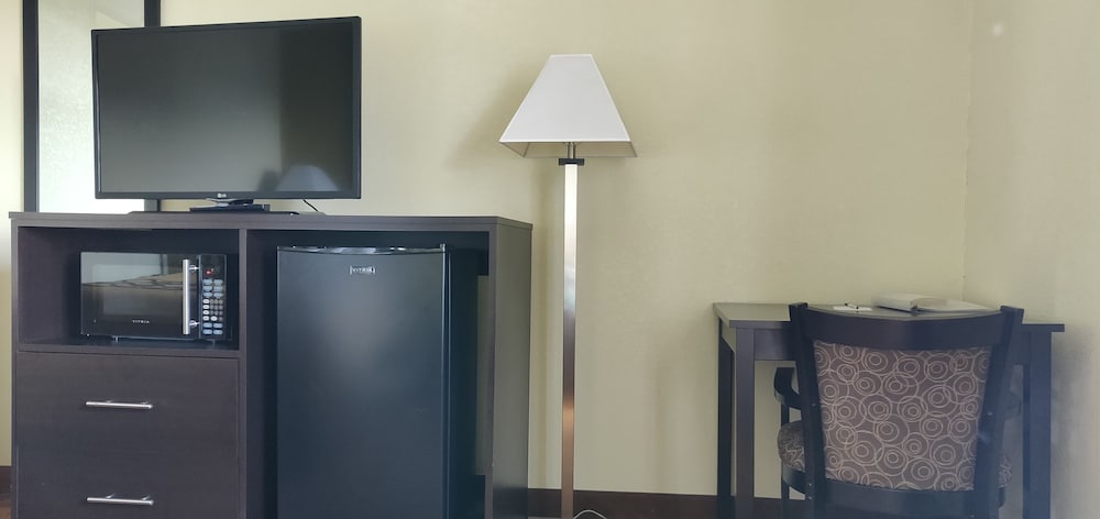 super 8 by wyndham rice lake