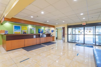 Days Inn By Wyndham Absecon Atlantic City Area,Atlantic City>>Absecon,2 star