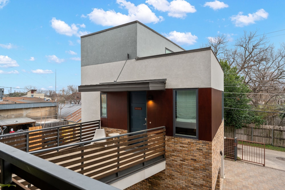 the frances modern inn