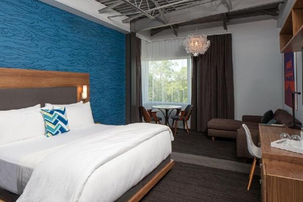 the frances modern inn