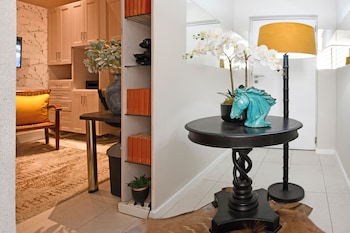 le petit bijou boutique apartments