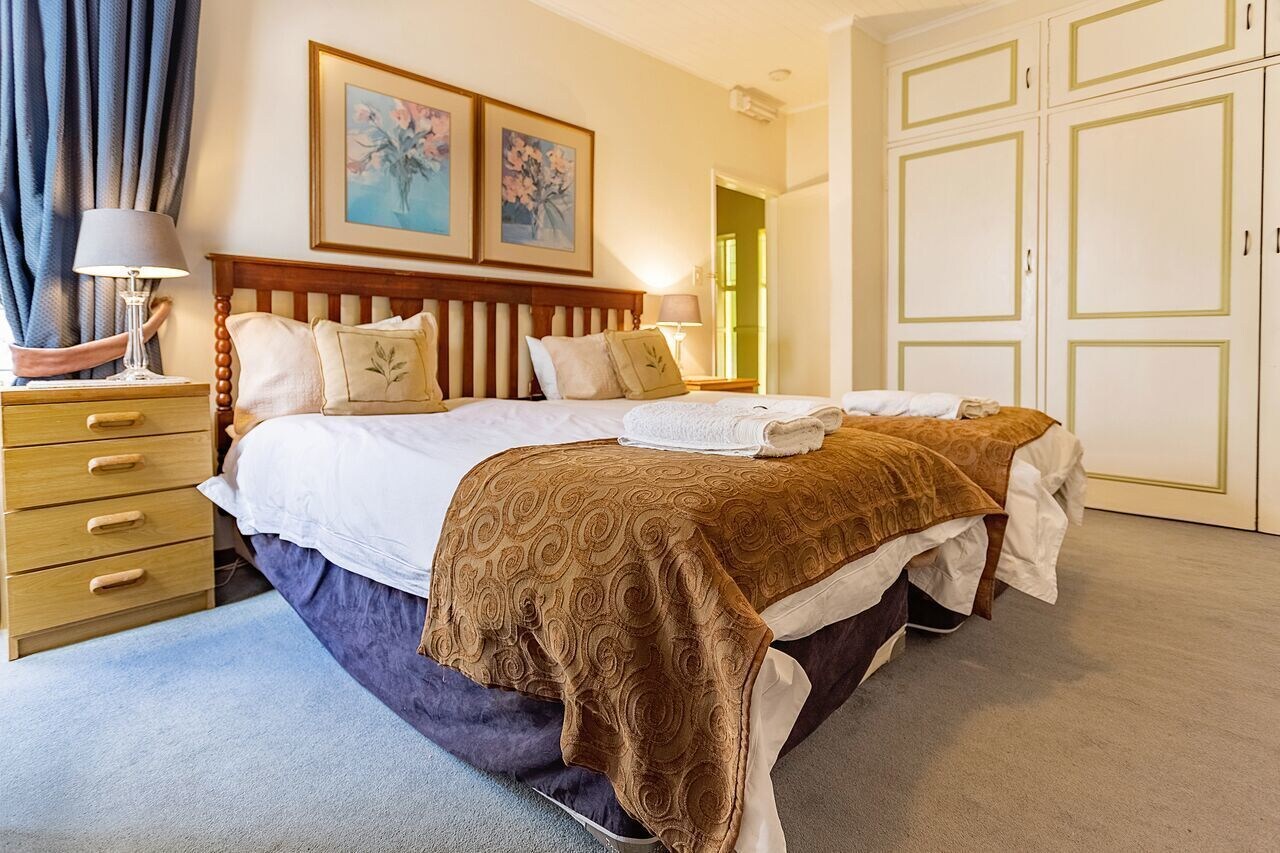 bay tree guest house