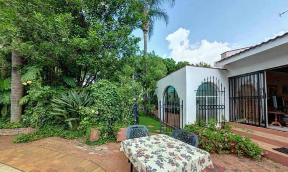 bay tree guest house