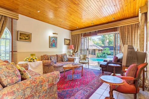 bay tree guest house