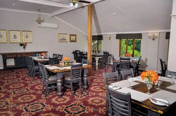 avoca vale country hotel