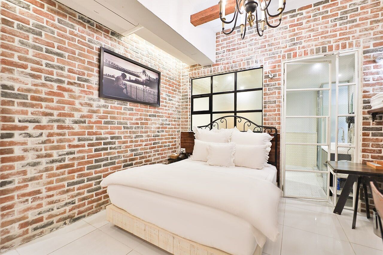 february hotel hwanggeum