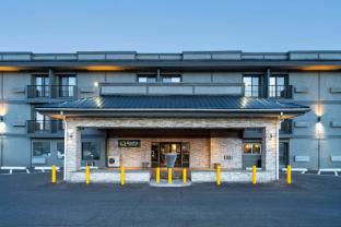 quality inn and suites