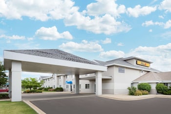 super 8 by wyndham verona madison