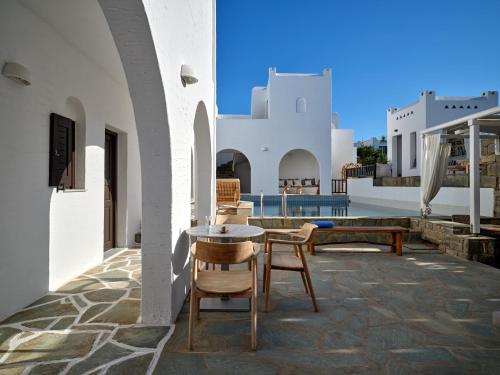 paros