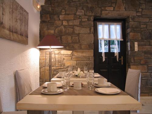 aella residence