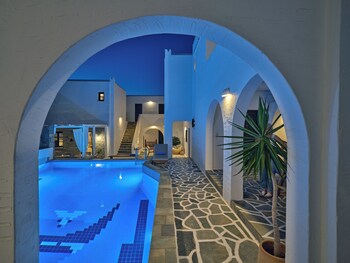 aella residence