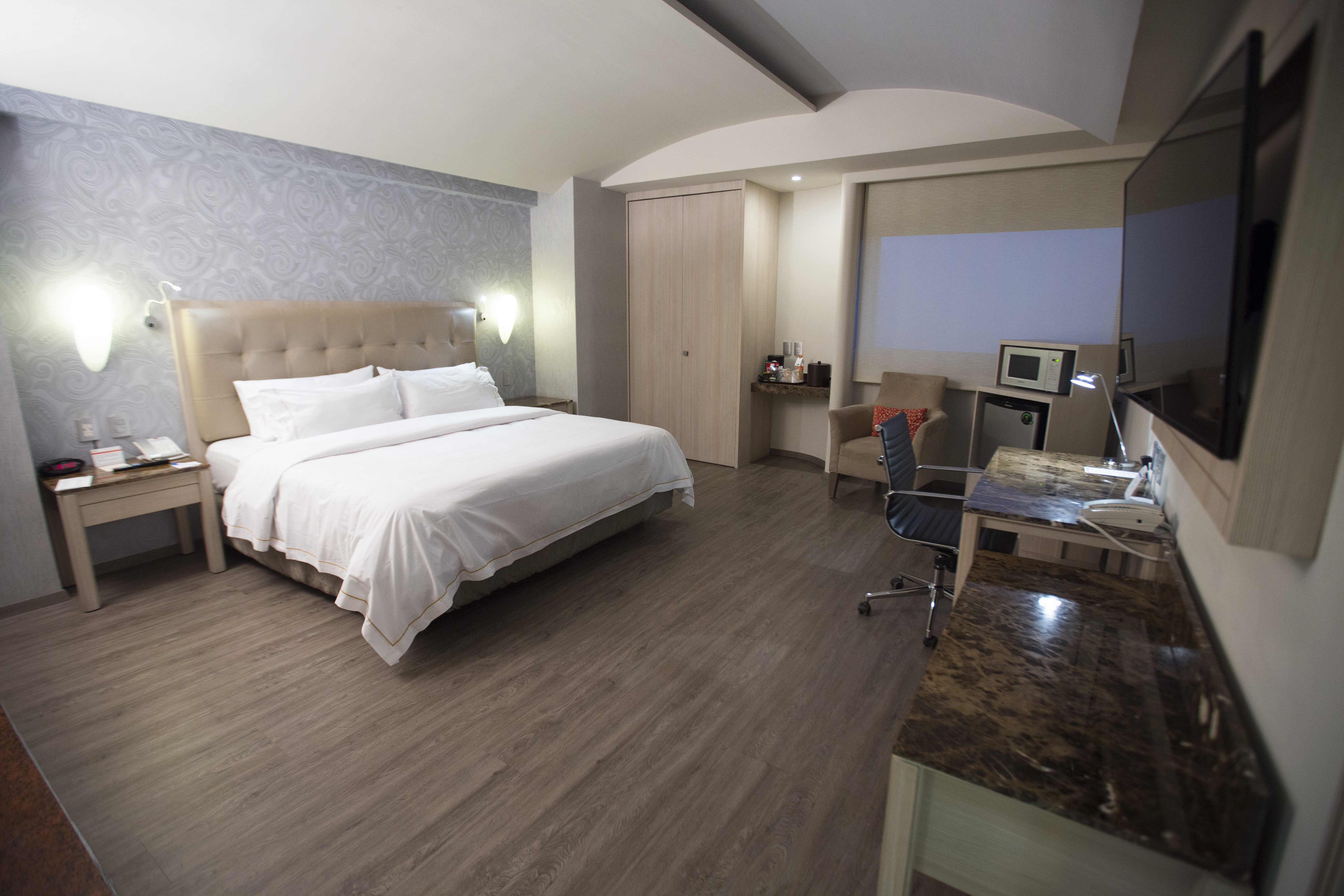 holiday inn express mexico toreo by ihg