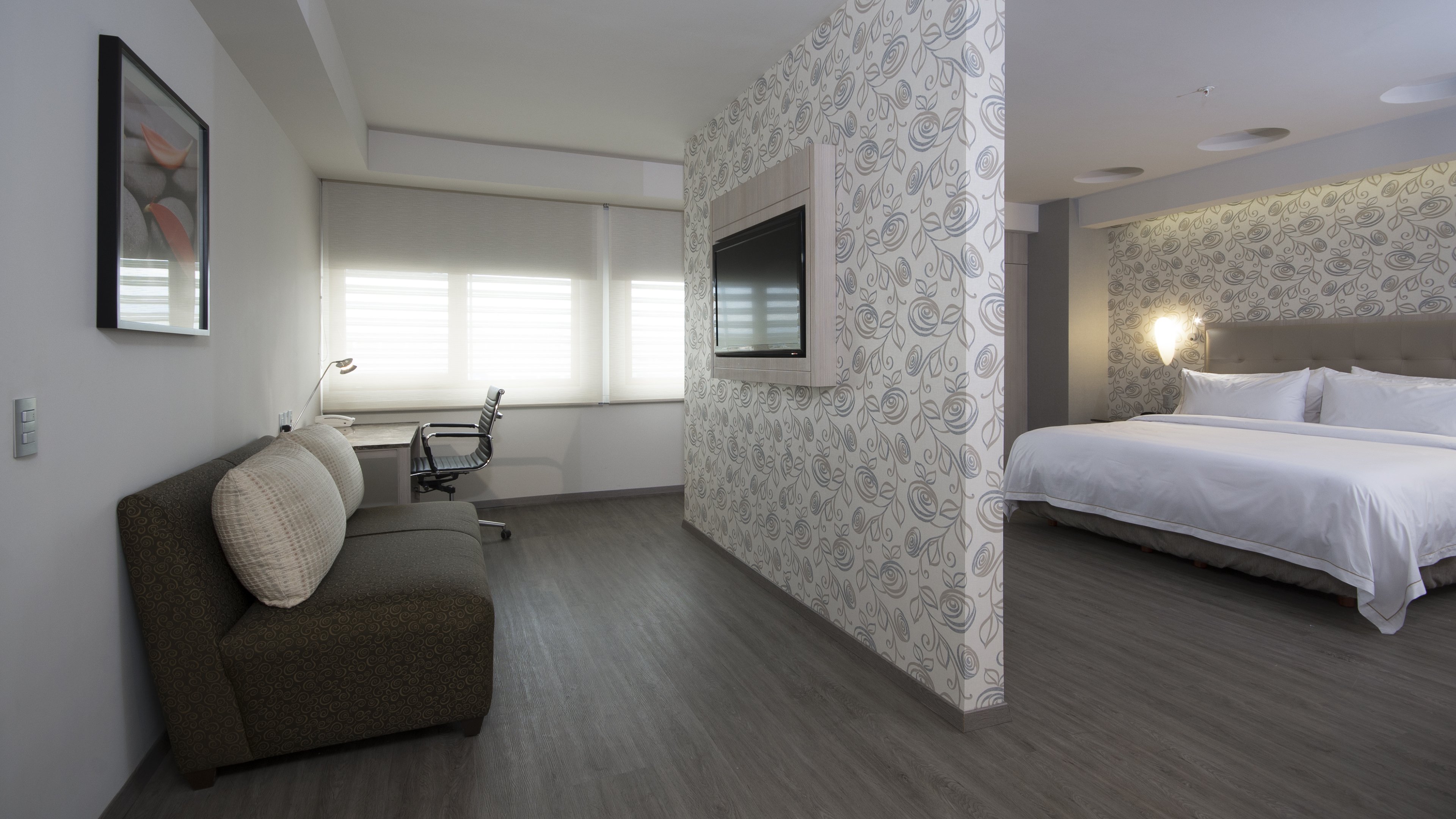 holiday inn express mexico toreo by ihg