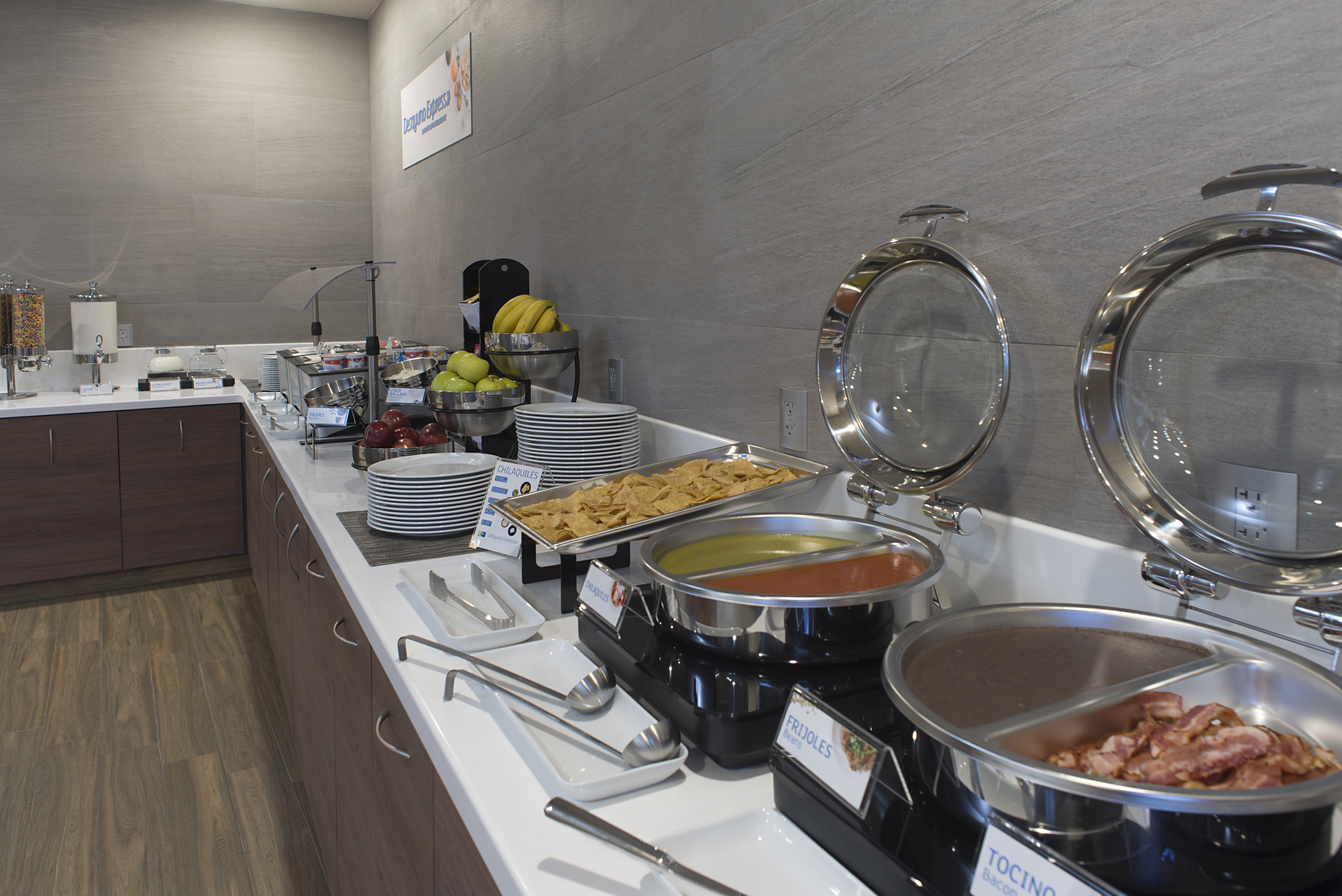 holiday inn express mexico toreo by ihg