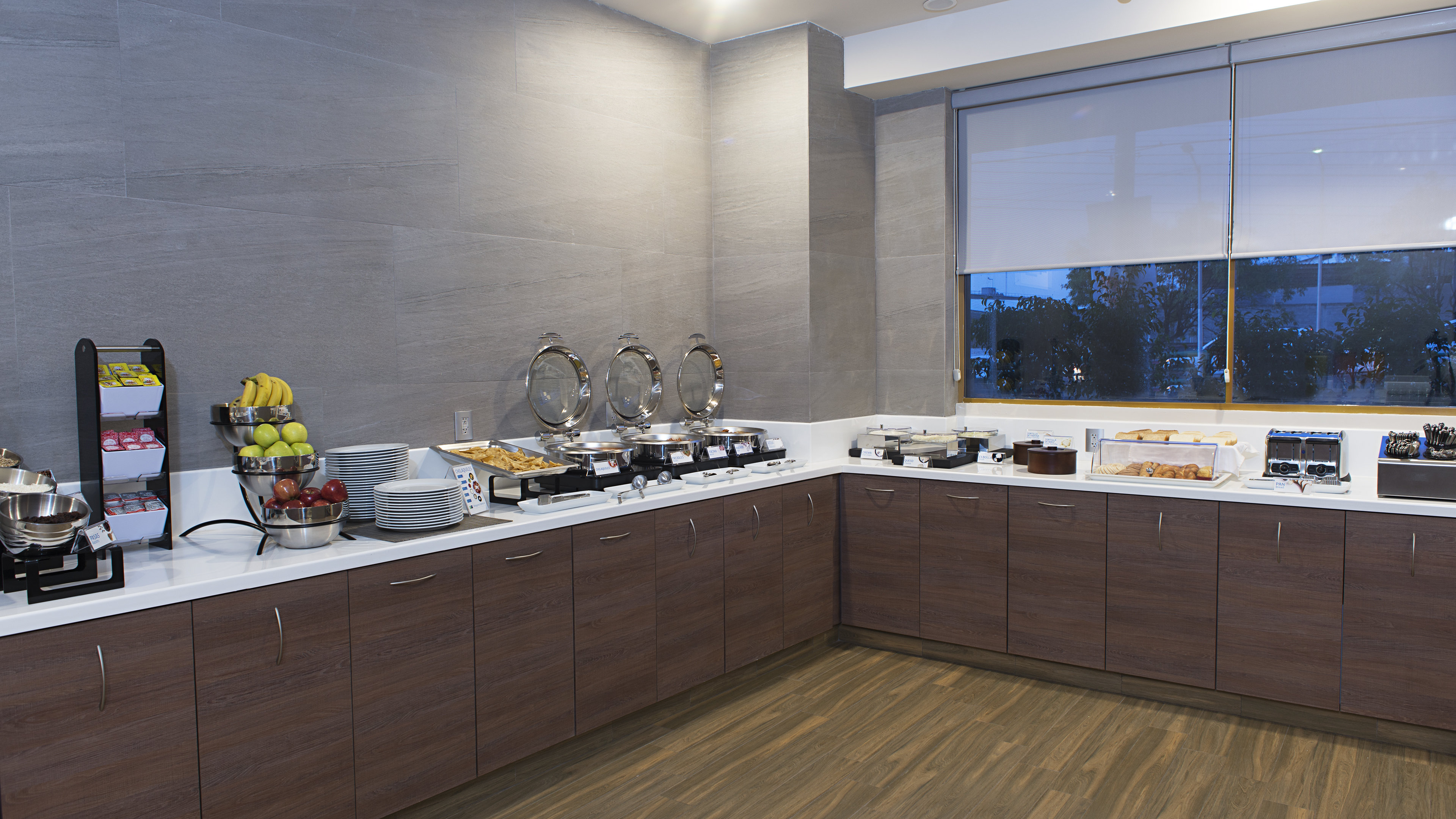 holiday inn express mexico toreo by ihg