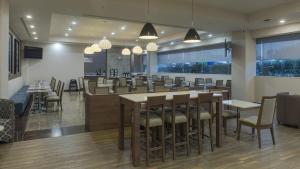 holiday inn express mexico toreo by ihg