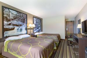 Super 8 By Wyndham Weston Wv,Lewis>>Burnsville,2 star