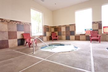 super 8 by wyndham woodburn