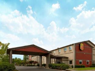 super 8 by wyndham woodburn