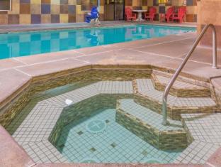 super 8 by wyndham woodburn