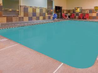 super 8 by wyndham woodburn