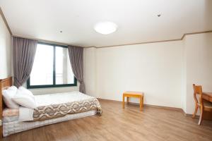 Il Sung Namhangang Resort,,4 star