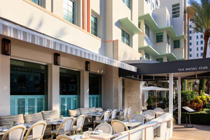 kimpton surfcomber hotel by ihg