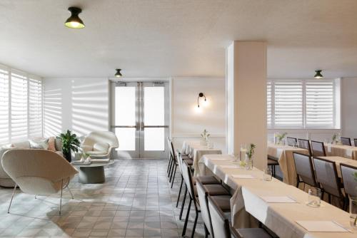 kimpton surfcomber hotel by ihg