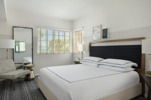 kimpton surfcomber hotel by ihg