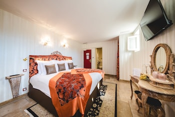 hotel le petit palais daglae