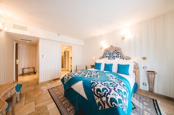 hotel le petit palais daglae