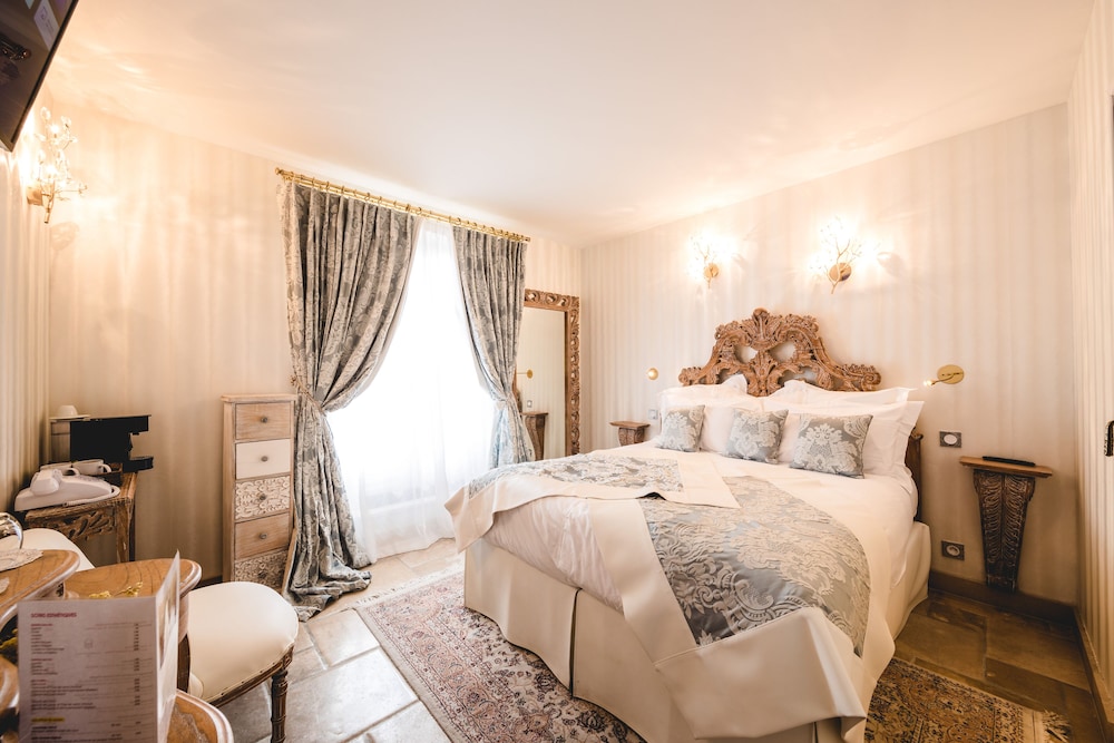 hotel le petit palais daglae